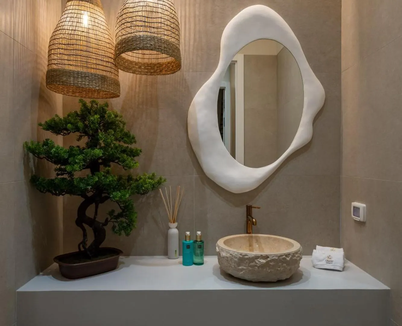 Apartment Win Herastrau - Zen Vibes - Terrace - Private Parking Bucharest Romania