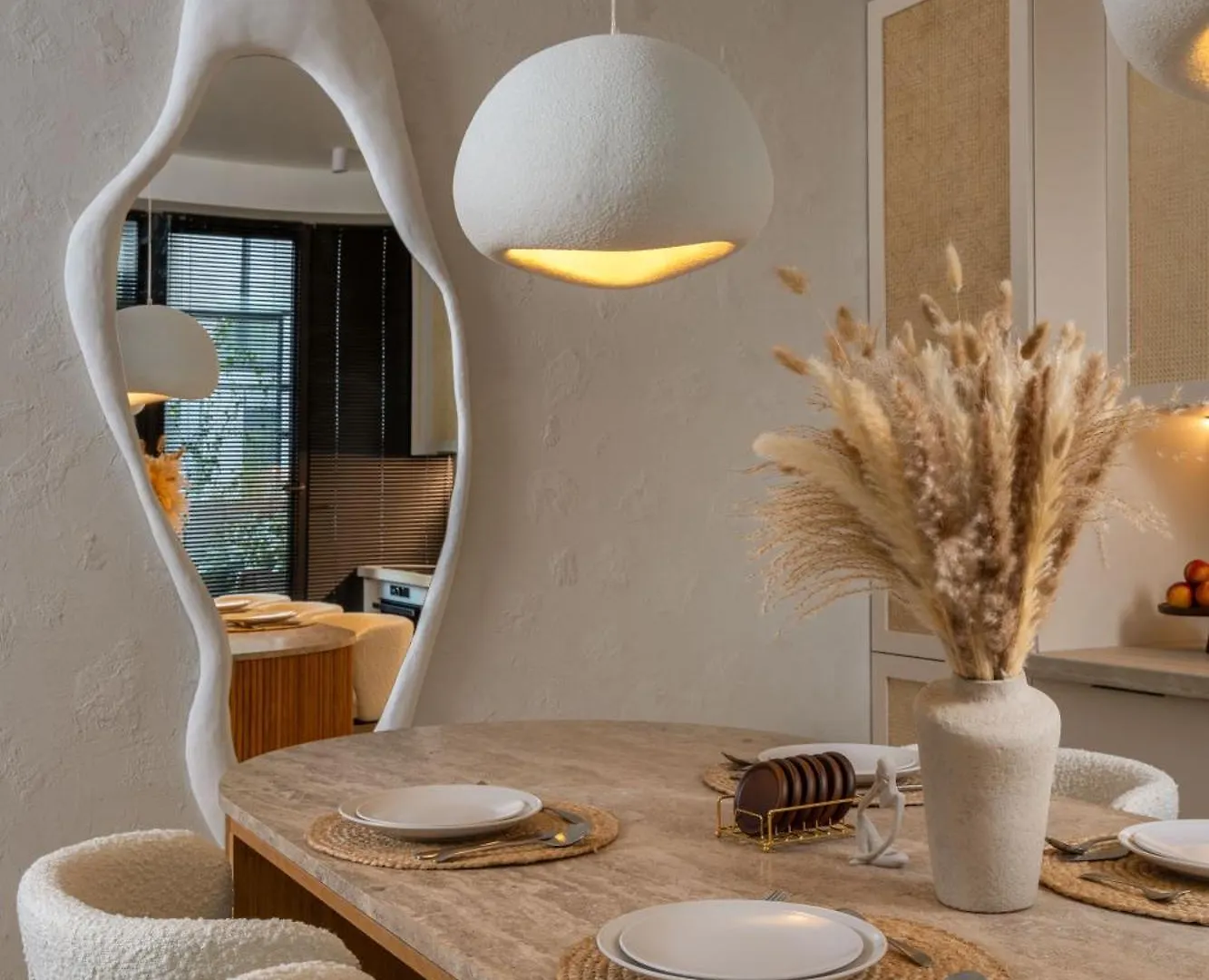 Win Herastrau - Zen Vibes - Terrace - Private Parking Bucharest Apartment